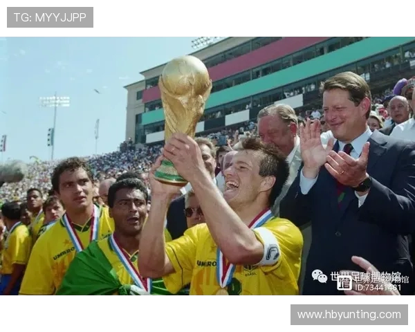 从铁血队长到战术领袖回望邓加的世界杯征程与荣耀担当凝聚桑巴精神